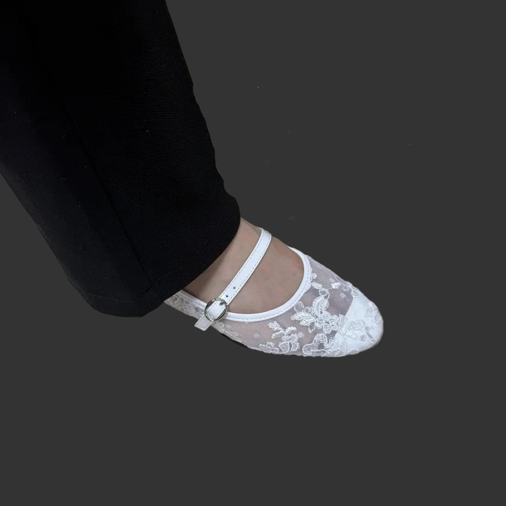 Ultra Soft Lace Breathable Flat Bottom Women's Shoes Quality Women's Casual Shoes Low Heel Floral Pattern