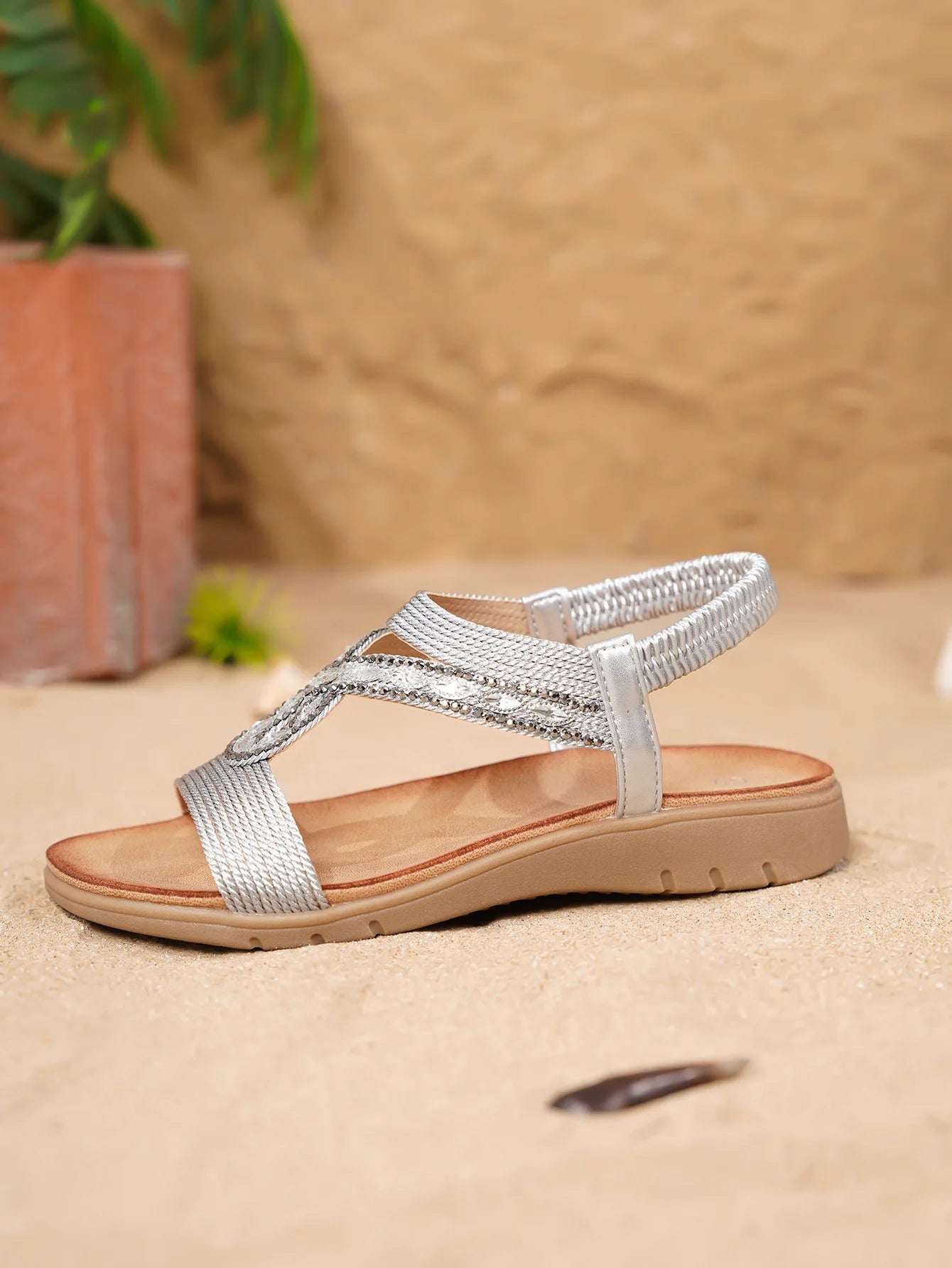 Retro Electric Embroidery Sandals Flat Bottom Beach Shoes Diamond Elastic Band Comfortable Breathable Quick Dry Low Heel