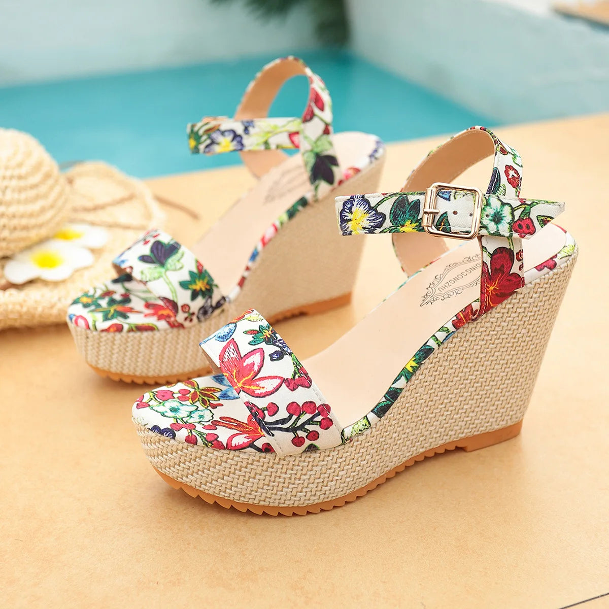 Bohemian Thick Heel Platform Sandals Women's Flip Flops Flower Ribbon Beach Shoes Comfortable round Toe Roman Style
