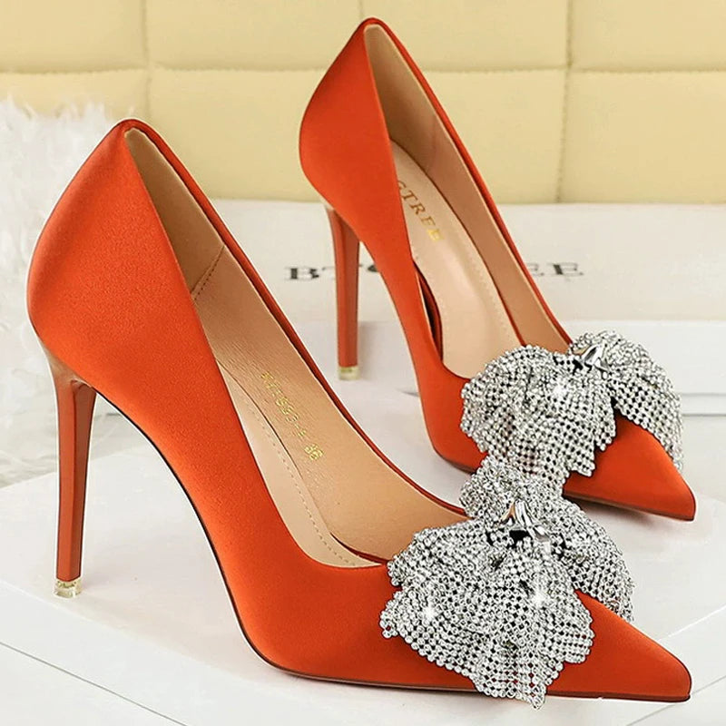 Luxury Women Pumps Rhinestone Butterfly High Heels 10.5 CM Stilettos Silks Satins Women Heels Fashion wedding shoes Plus size 43