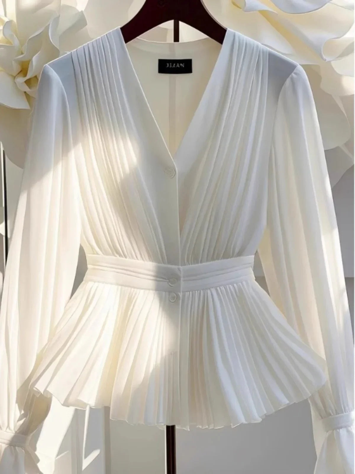 Autumn New Korean Style Temperament V-neck Long sleeved Blouse Women Top Light Mature French Luxury Slim White Shirt for Women Natalia Home Fashion    Natalia Home Fashion