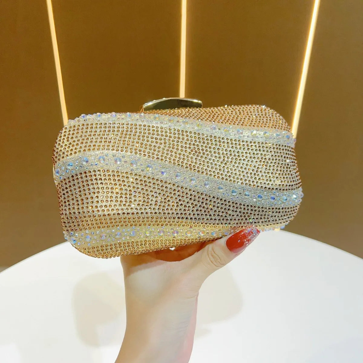 Luxury Rhinestone Clutch Bag for Women Elegant Evening Purse Fashion Crystal-Encrusted Handbag Party Shoulder Bags