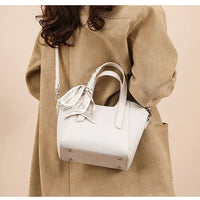 Pure Leather Cowhide Single Shoulder Crossbody Bag Ladies Handbag Fashion Bucket Bag Simple Basket Comes with Scarf