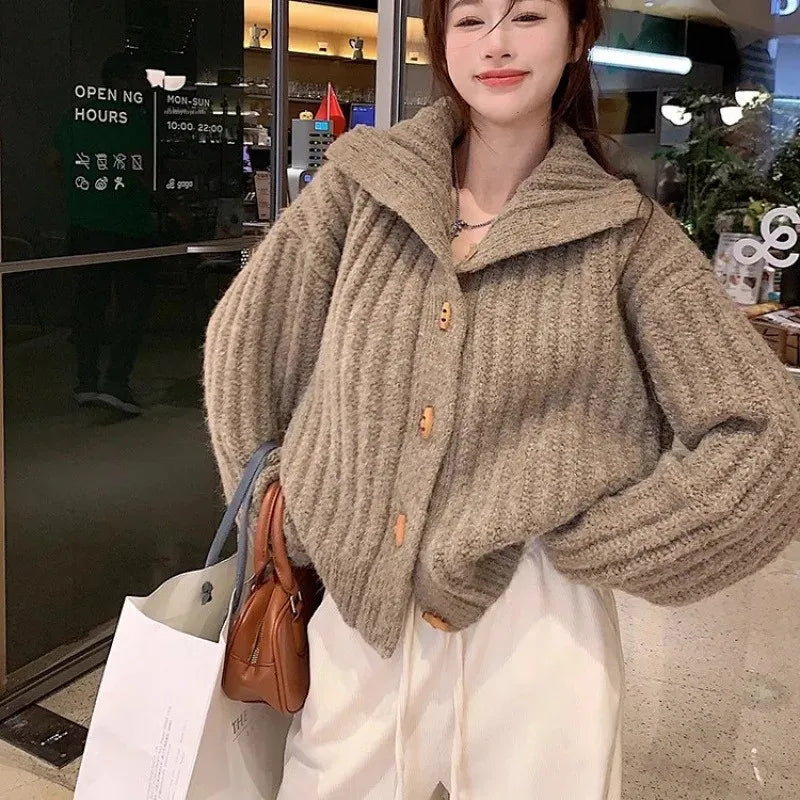 Vintage Soft And Supple Design Sensibility Horn Button polo/turtle Neck Women's Winter Idle Style Loose-Fit Thickened Knitted Ca