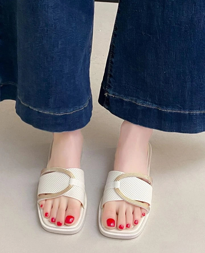 Soft Sole Flat Sandals for Women Outdoor Trendy Strappy Flip Flops Summer Beach Non-Slip Casual Shoes