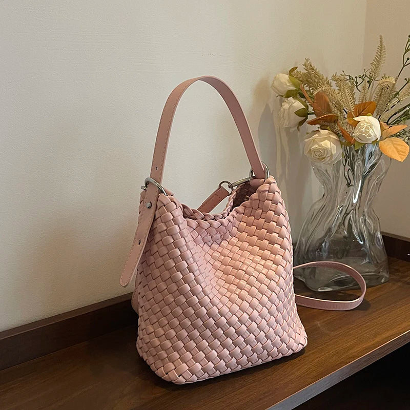 High Quality Design Shoulder Bag, Leisure And Portable Fashionable Women's Handbag, Women's Chain Strap Crossbody Bag