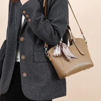 Pure Leather Cowhide Single Shoulder Crossbody Bag Ladies Handbag Fashion Bucket Bag Simple Basket Comes with Scarf