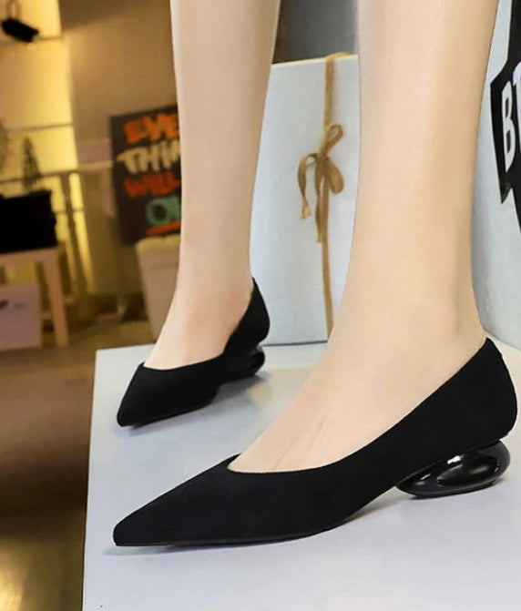 Retro Pointed Toe Suede Low Heel Shoes Shallow Mouth Hollow Heel Pedicure Shoe Daily Versatile Temperament Women's Shoes