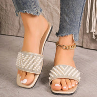 Small Fragrant style flat bottomed plus size slippers for women square headed rhinestone pearl fashionable casual slippers