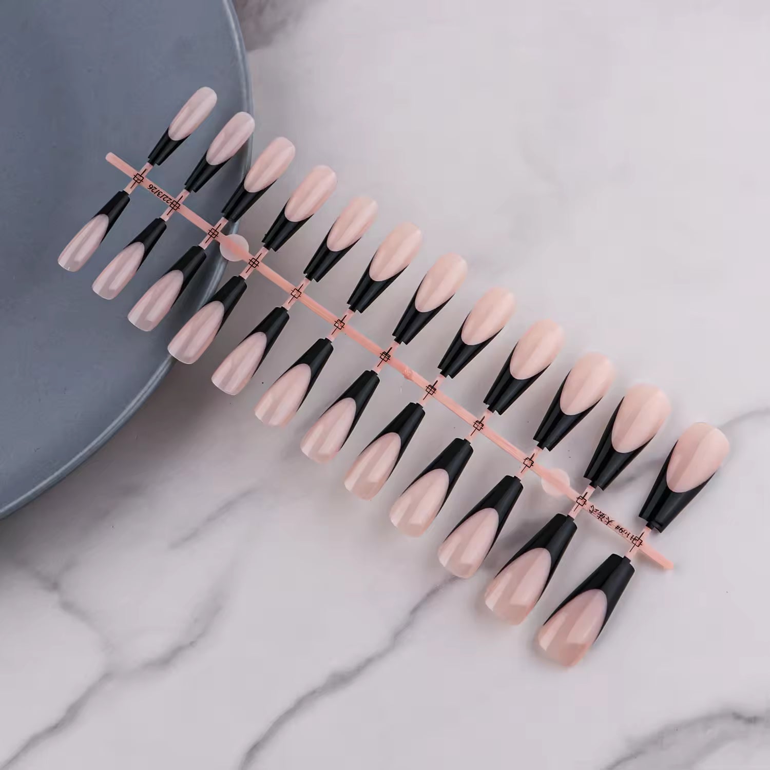 24pcs French Nail Tips False Fake Nails Medium Short Long Rectangular False Nail Easy Wear for Home Office Wear Press on Nails Natalia Home Fashion    Natalia Home Fashion