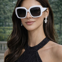Fashion square frame sunglasses for women luxury sunglasses UV protection large frame all-match glasses