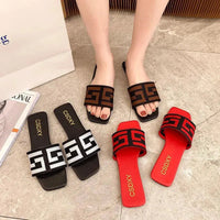 Women Flat Heels Slipper Summer Outdoor Non-slip Semi Formal Ladies Slides  Fashion Women Sandals Natalia Home Fashion    Natalia Home Fashion