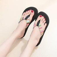 Women Slippers Fashion Flat Sandals Outdoor Leisure Flip Flops Travel Beach Slippers Ladies Flat Flip-flop Slides Natalia Home Fashion    Natalia Home Fashion